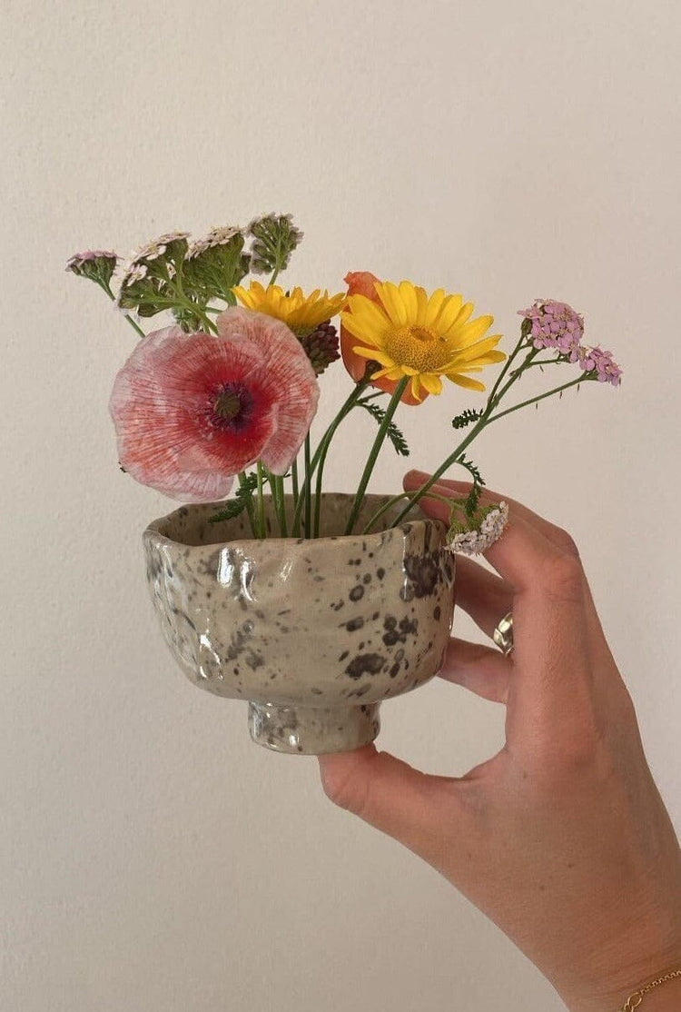 Pinch-pot Ikebana kit by Malwina Kleparska (Aarhus), YONOBI classes, YONOBI