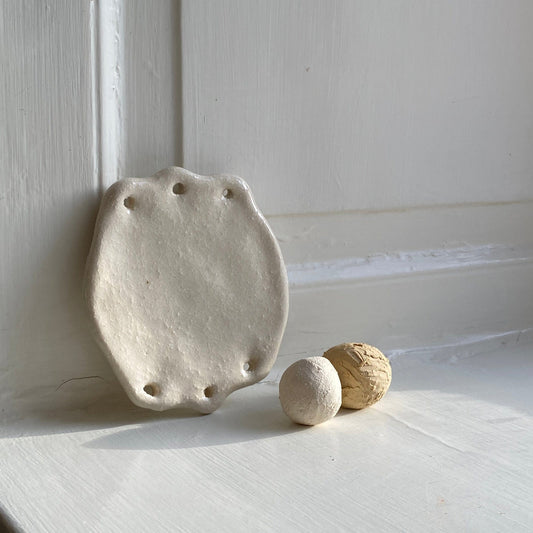 Small Earring Plate with ceramic balls - Earth, Atelier 1991, YONOBI