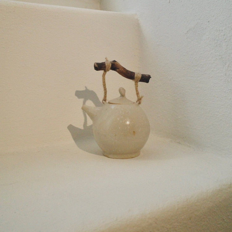 Unique Teapot in white clay teapot Haruka Ono 