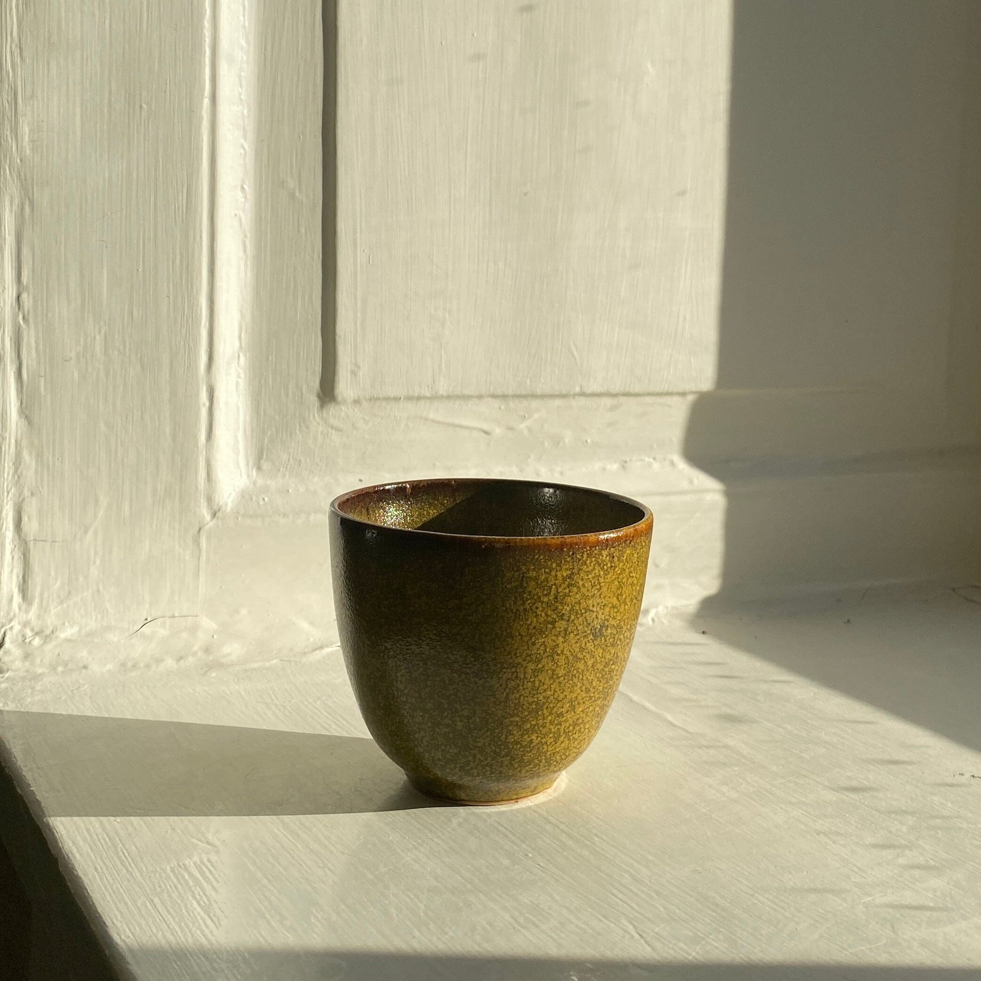 Handthrown cup - green, Vibeke Ottesen, YONOBI