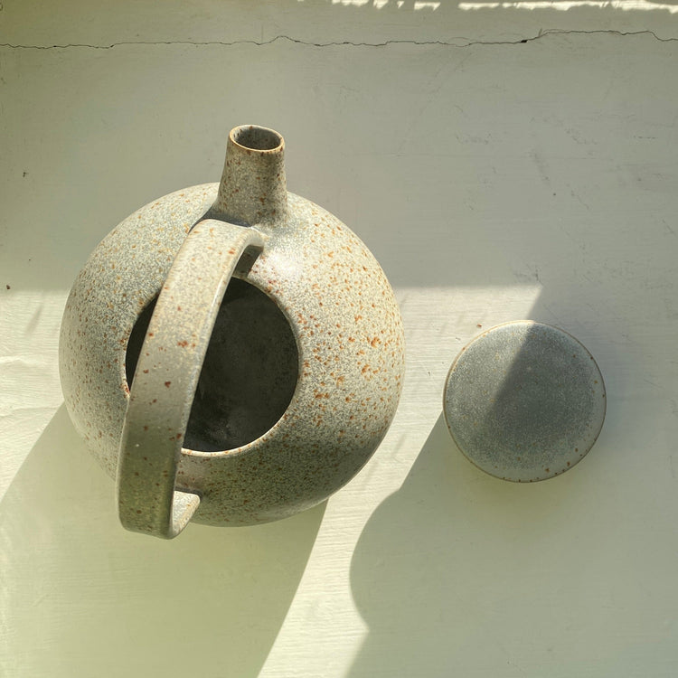 Handthrown teapot - Pale blue with speckle, Vibeke Ottesen, YONOBI