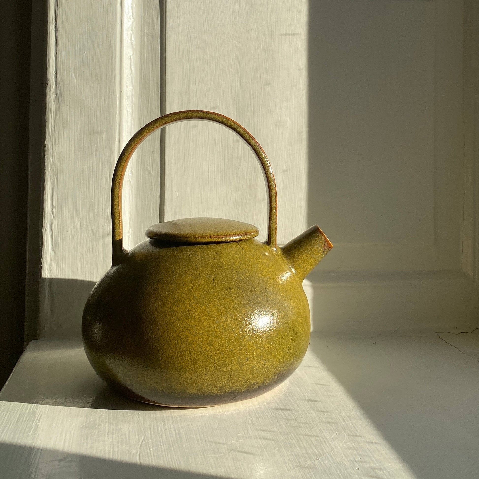 Handthrown teapot - Green, Vibeke Ottesen, YONOBI