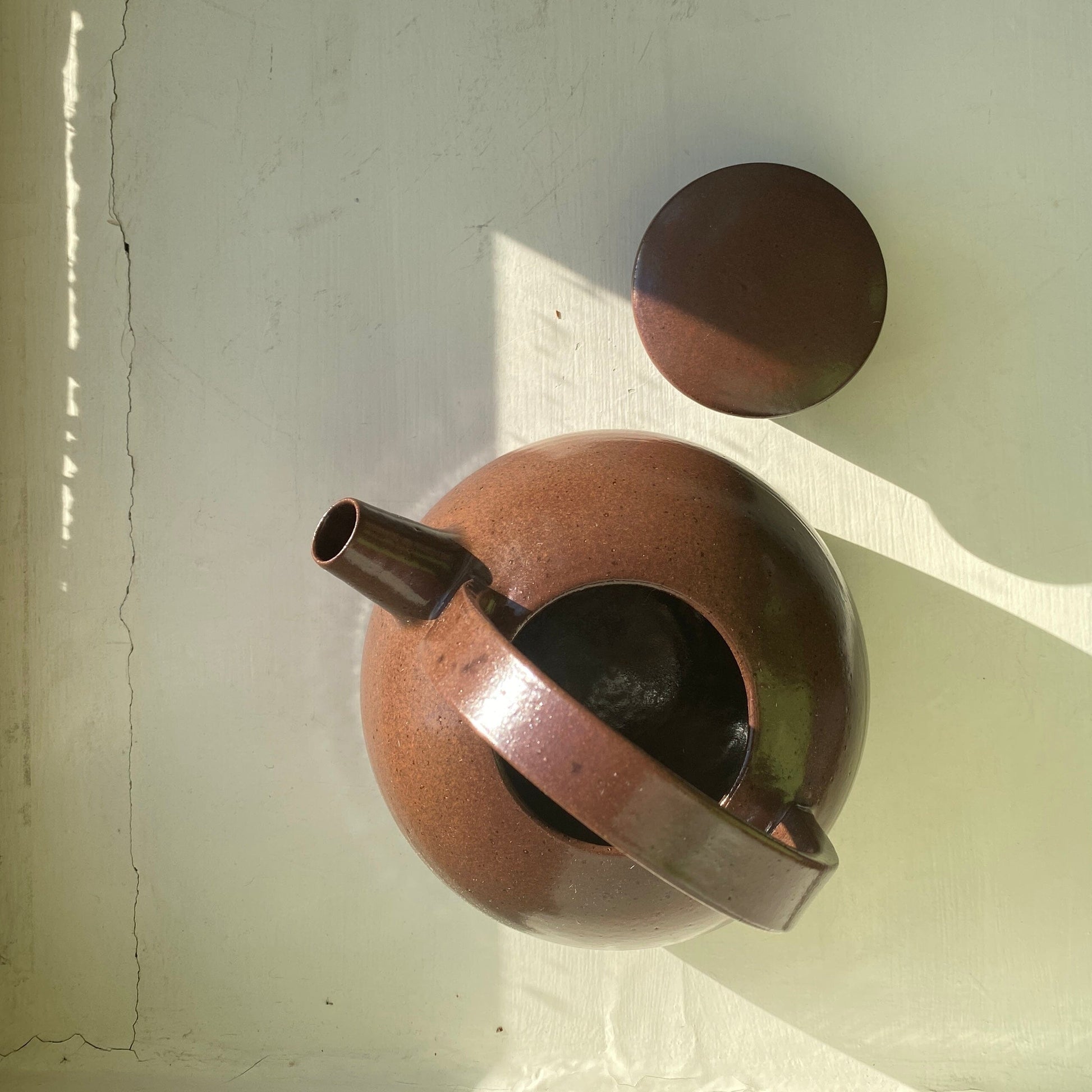 Handthrown teapot - brown, Vibeke Ottesen, YONOBI