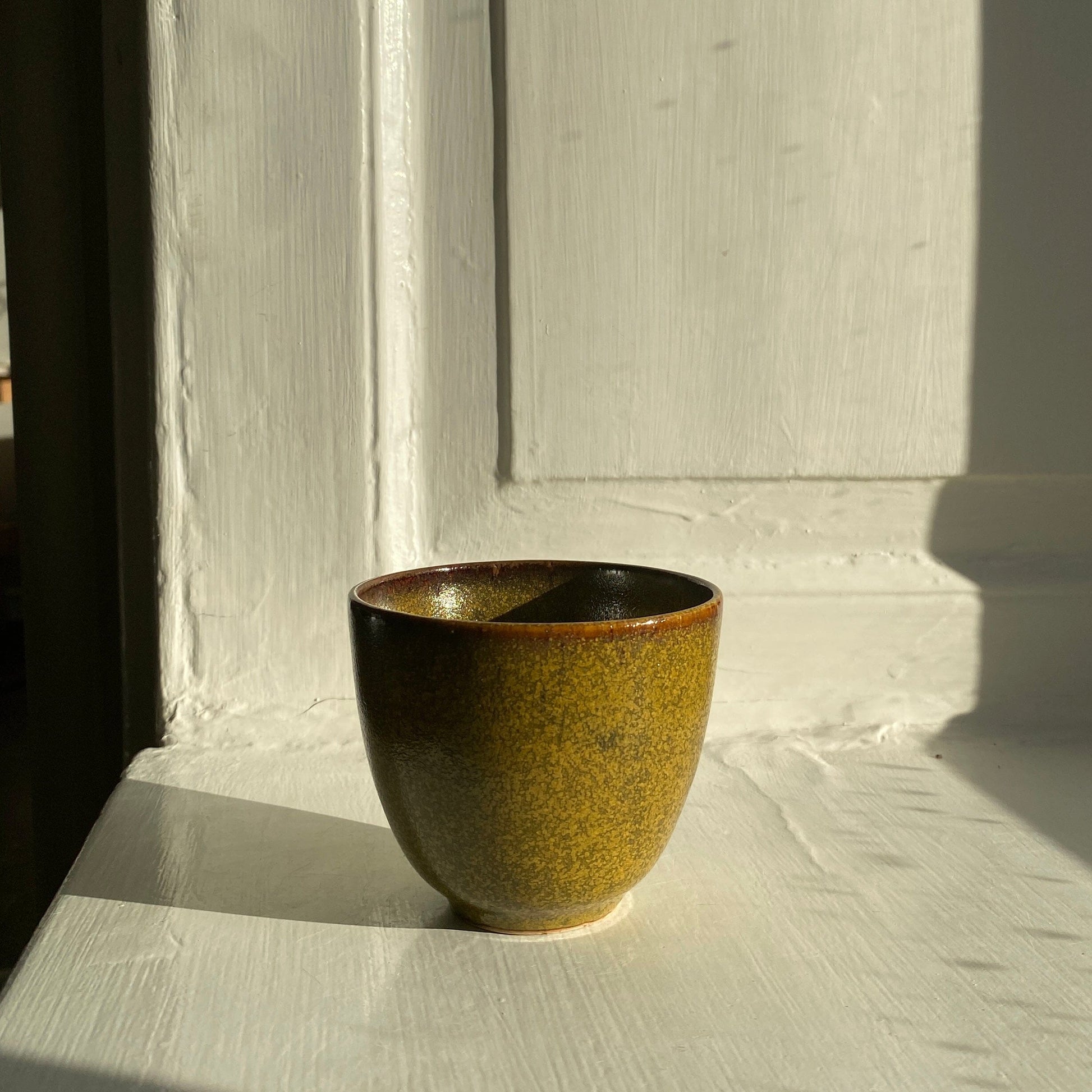 Handthrown cup - green, Vibeke Ottesen, YONOBI