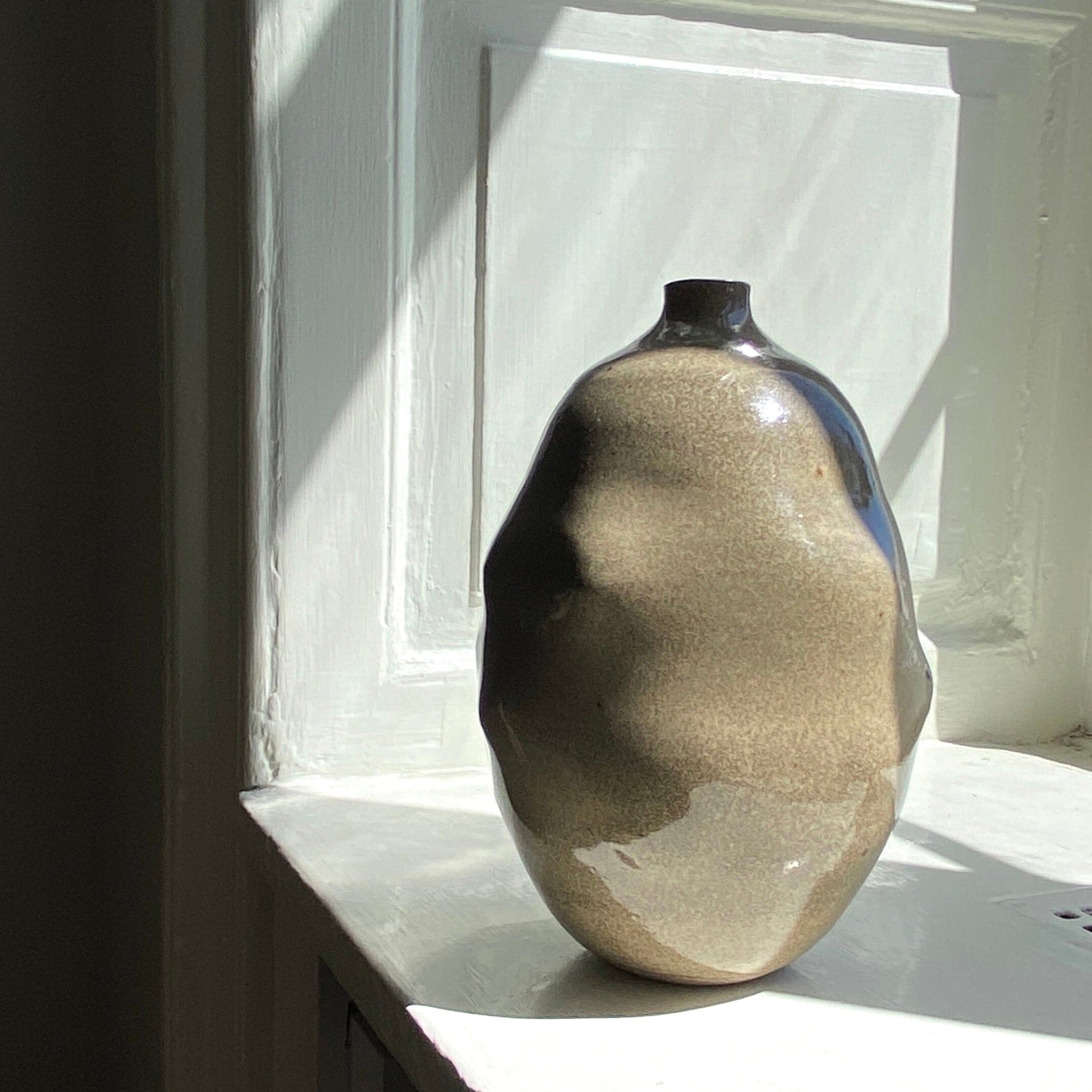 Stoneware Vase no. 4 vase Viki Weiland 