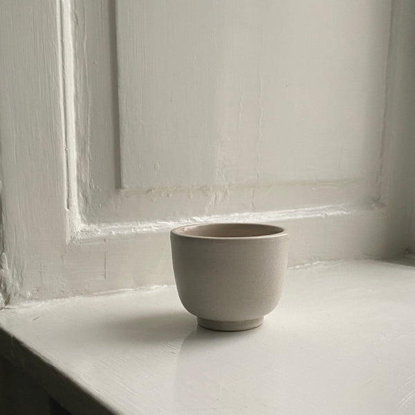 Stoneware cup cup Sofie Berg 