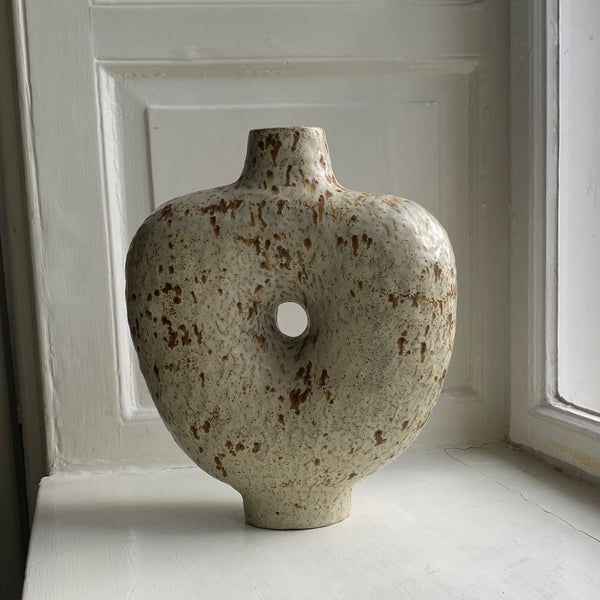 Big Vase with one hole – Mixed stoneware Vase Malwina Kleparska 