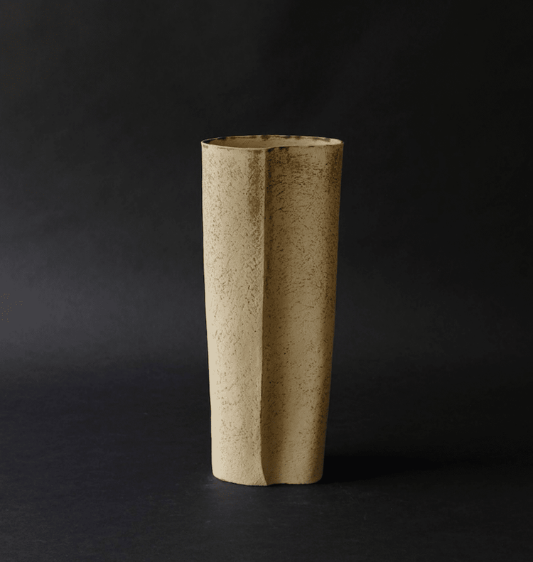 Untitled n°16/2024 vase Linda Ouhbi 