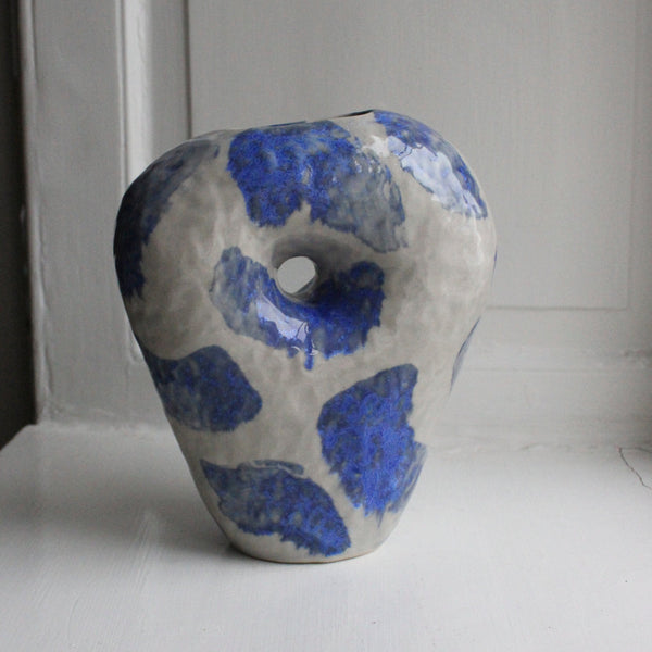Big Blue and Blue Vase with one hole, Malwina Kleparska - 