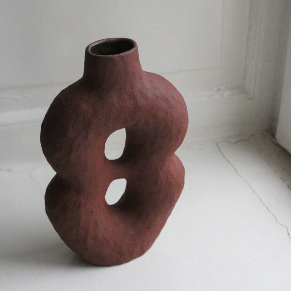 Red Vase with two holes, Malwina Kleparska - 