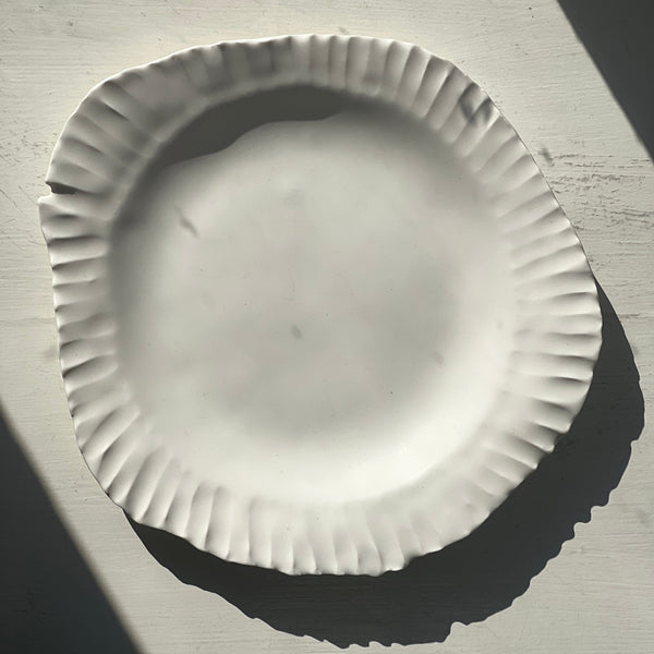 Unique ceramic plate plate Soyoung Hyun 
